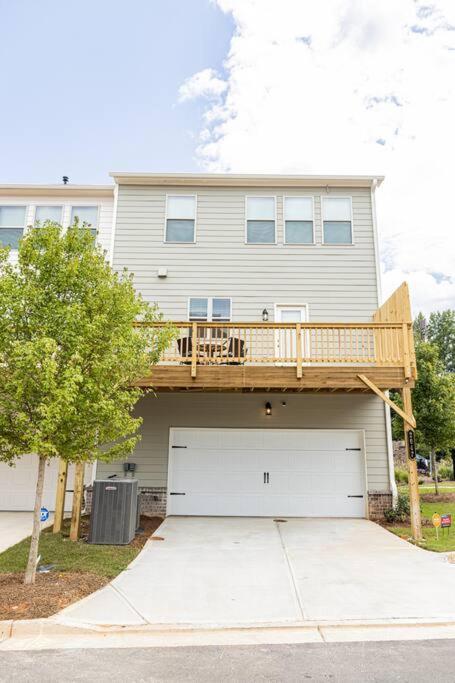New Spacious 3 Bedroom Suite Garage Parking Free Wi-Fi Office Space And Patio View Duluth Exterior foto